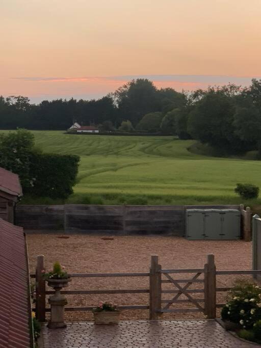 Idyllic Rural Retreat - Stunning 2 Bed Annex. Villa Wood Norton Luaran gambar